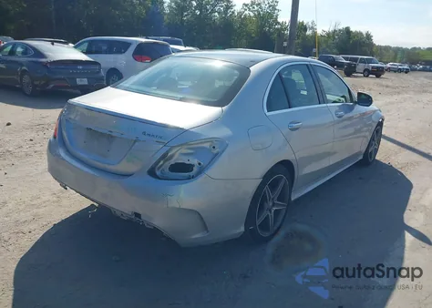 2016 Mercedes-Benz C 300 Sport 4Matic из США, поврежденный, VIN 55SWF4KB8GU098025